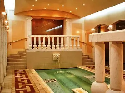 فندق Palace ارباناسي