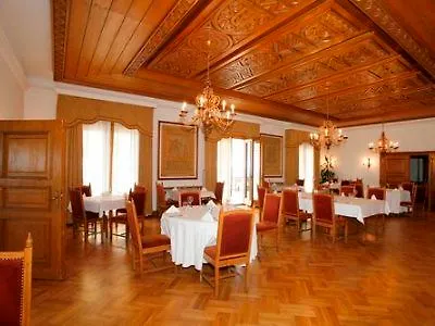 Palace Hotel